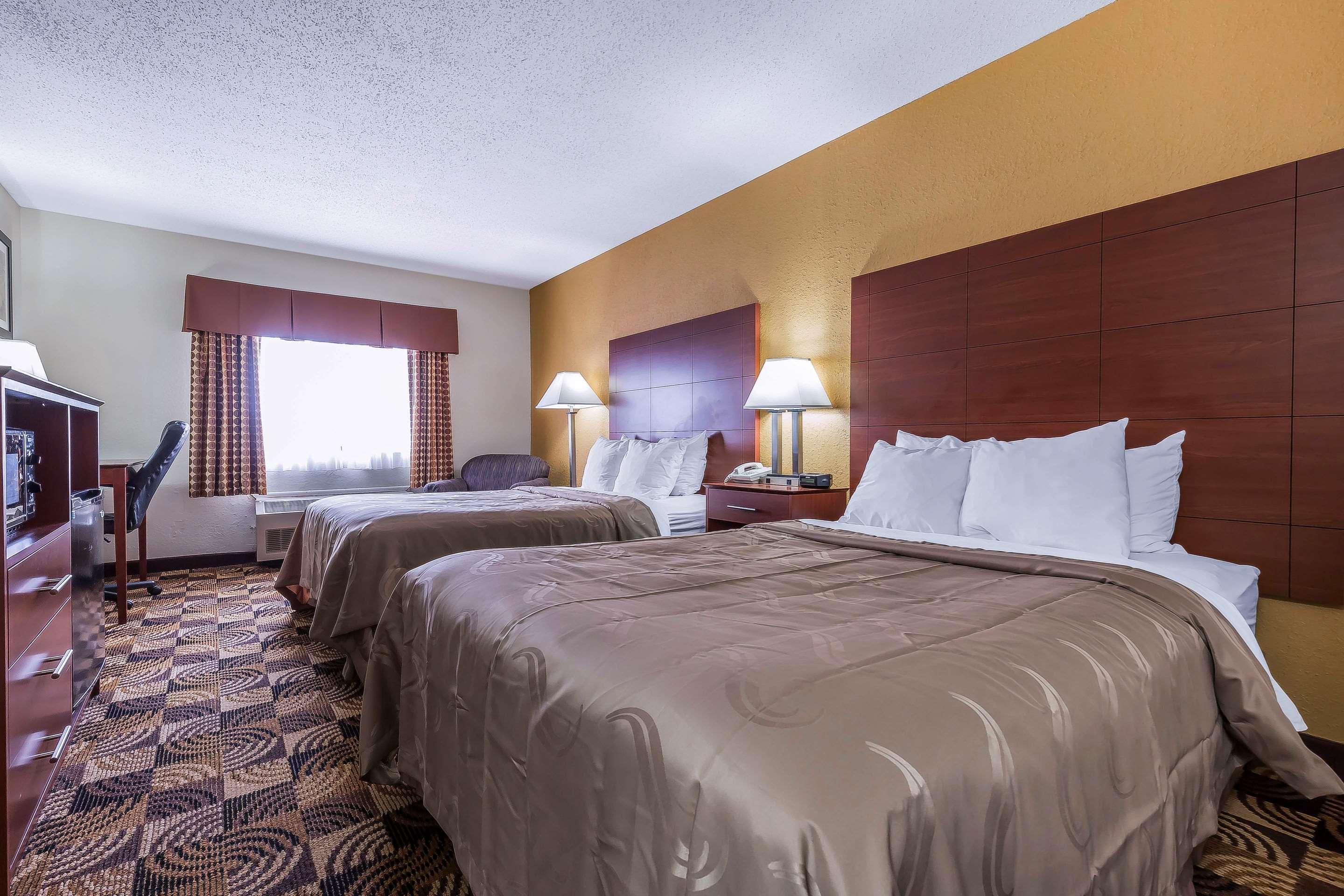 Quality Inn Sycamore - Dekalb Eksteriør billede
