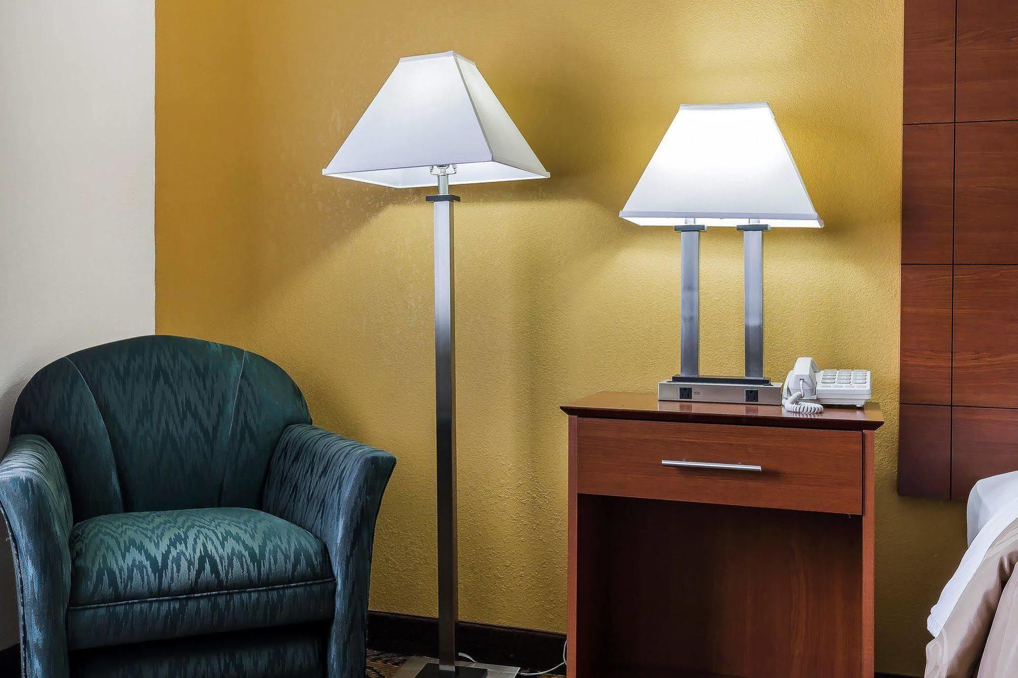 Quality Inn Sycamore - Dekalb Eksteriør billede