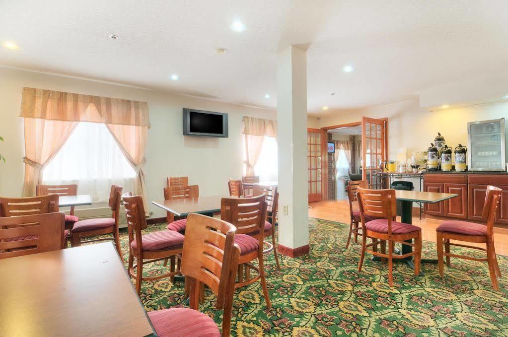 Quality Inn Sycamore - Dekalb Eksteriør billede