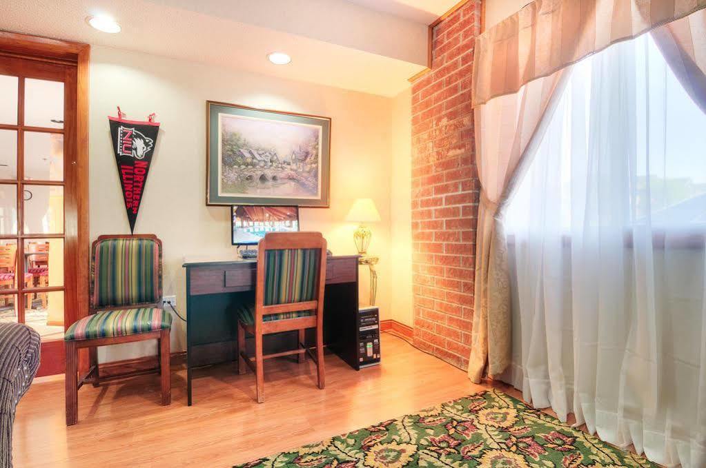 Quality Inn Sycamore - Dekalb Eksteriør billede